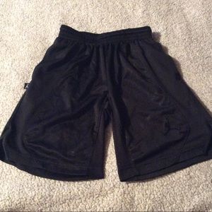 Jordan’s 🏀 shorts.